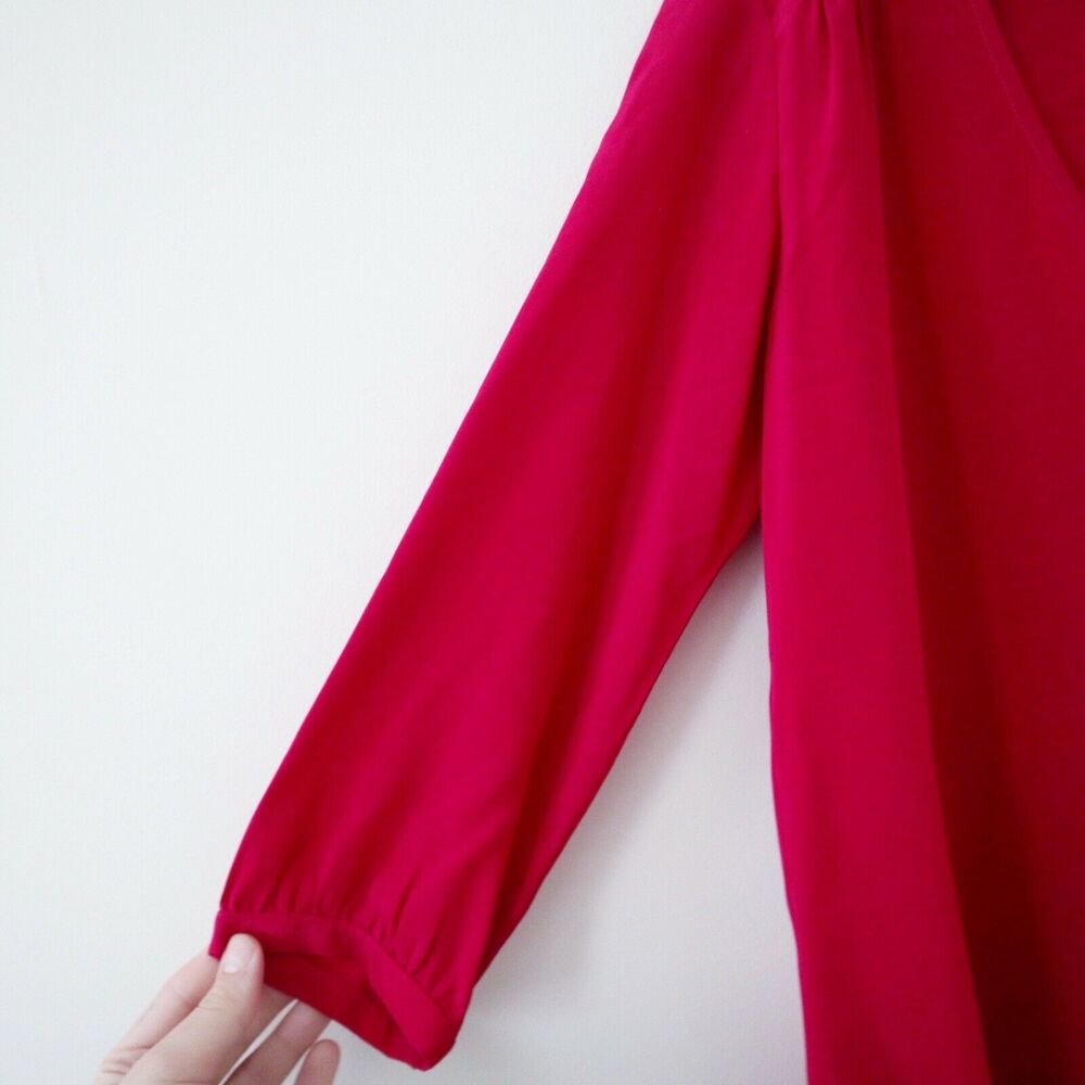 Amour Vert Silk Fuchsia V Neck Blouse - Picture 5 of 9